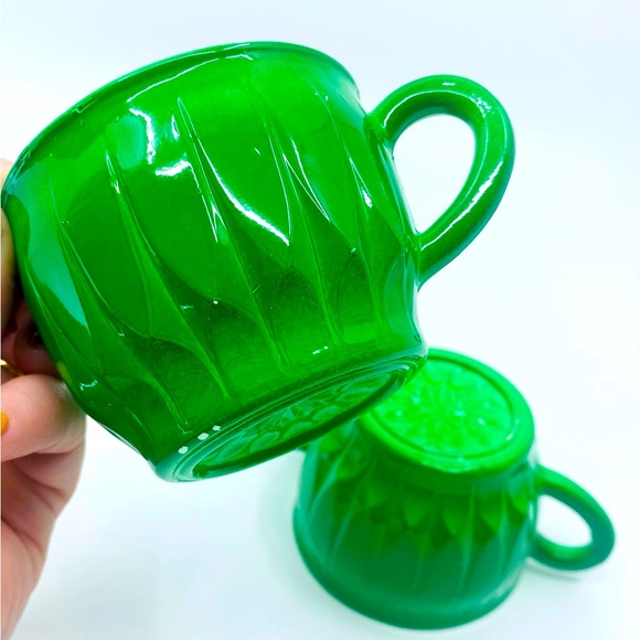 Set of 8 Vintage Jeannette “Slick & Sassy” Green & Yellow Punch Bowl Cups (6 oz) - Picture 8 of 16